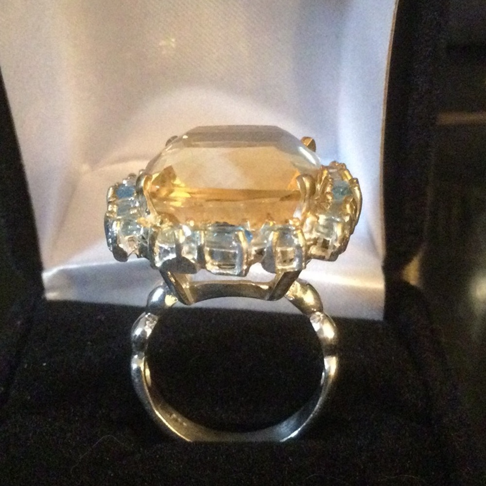 Exquisite 30 CTW of Genuine Citrine & Topaz Ring - Picture 11 of 17